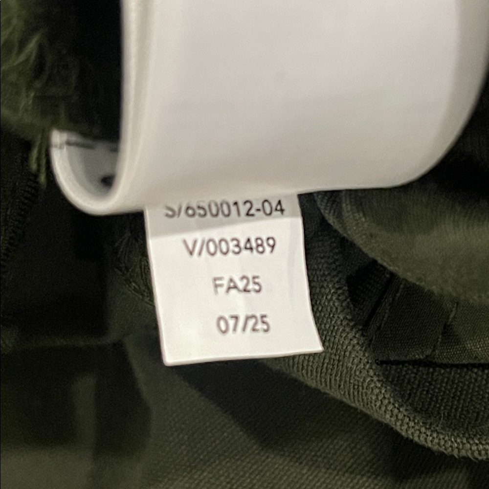 Athleta Skyline High Rise Barrel Leg Pant Aspen Olive Size 16 - Picture 10 of 11